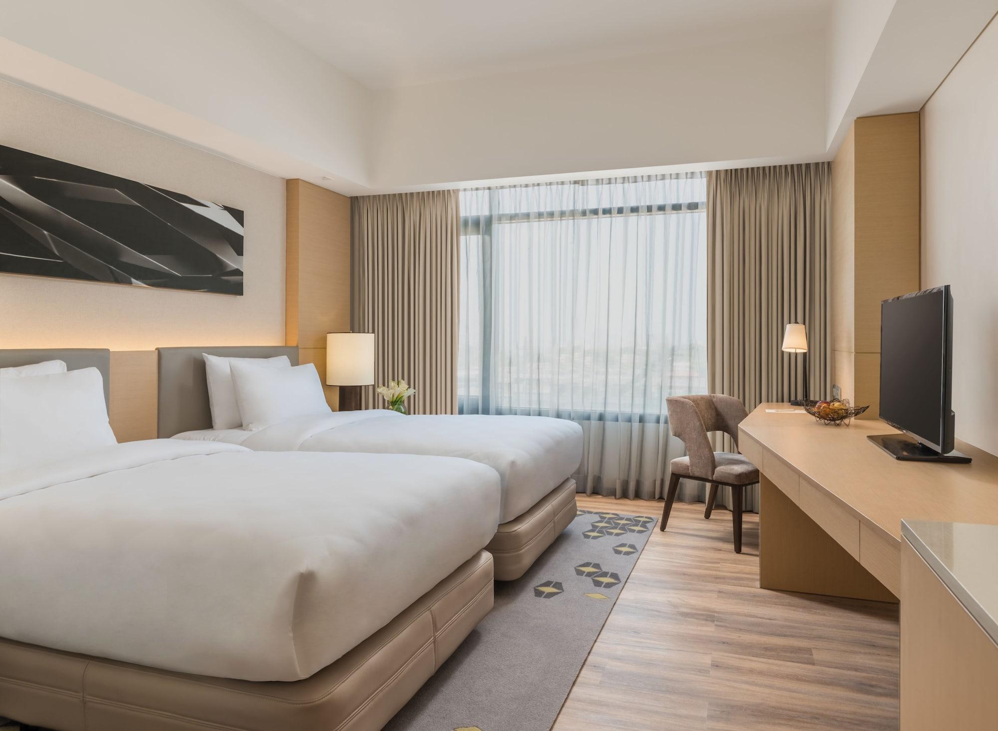 Seda Vertis North Quezon City Exteriör bild Deluxe Room