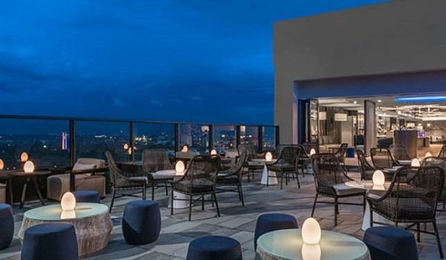 Seda Vertis North Quezon City Exteriör bild The Terrace at the hotel
