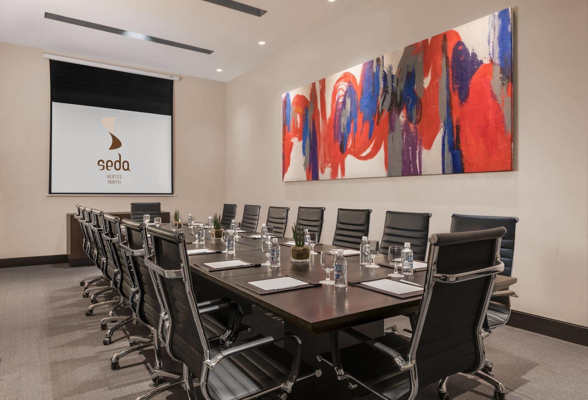Seda Vertis North Quezon City Exteriör bild Boardroom at Seda Hotel
